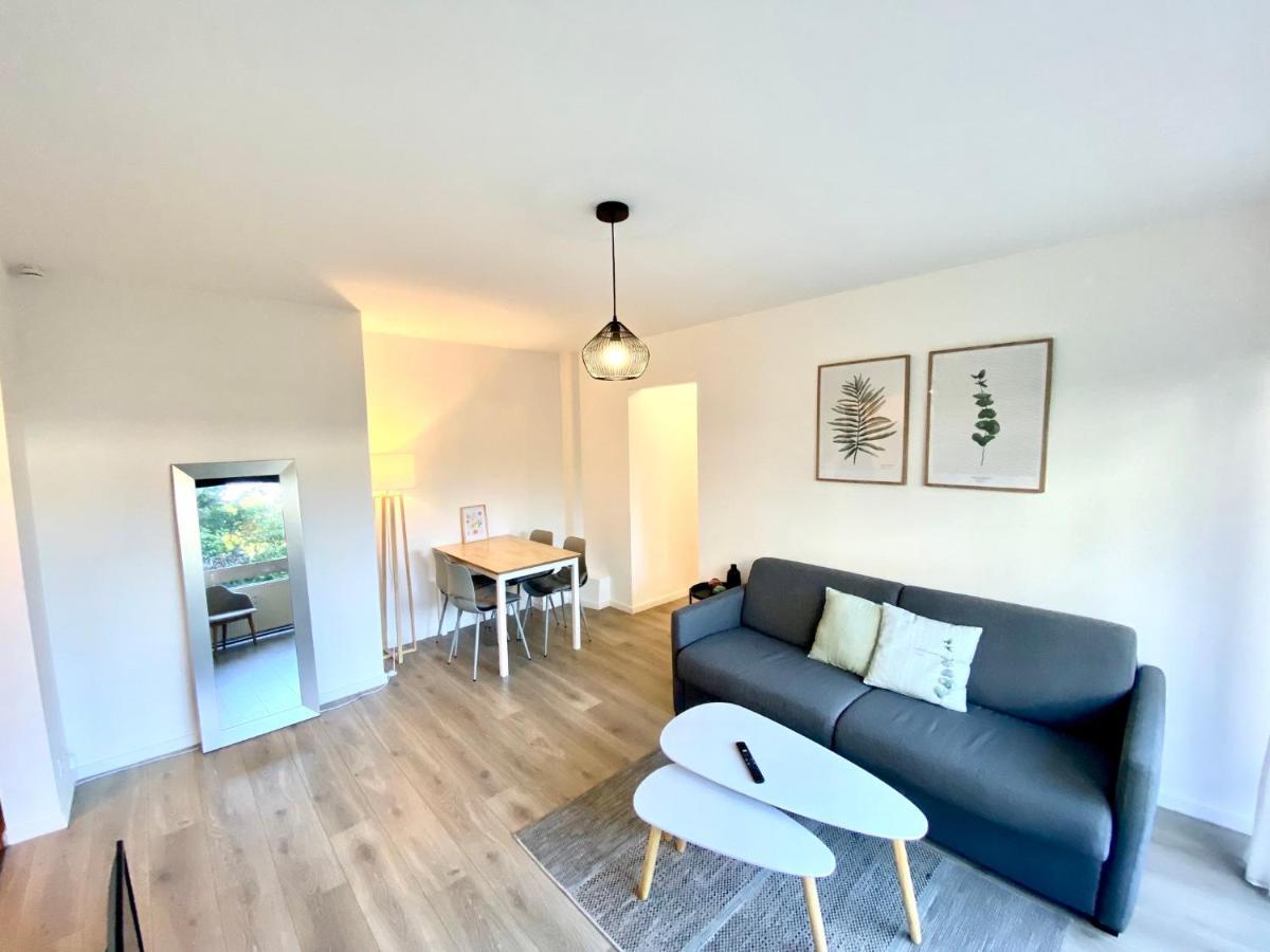 Sobnb- Rue Jura Appartement Au Calme, Neuf Proche Douane アンビイ エクステリア 写真