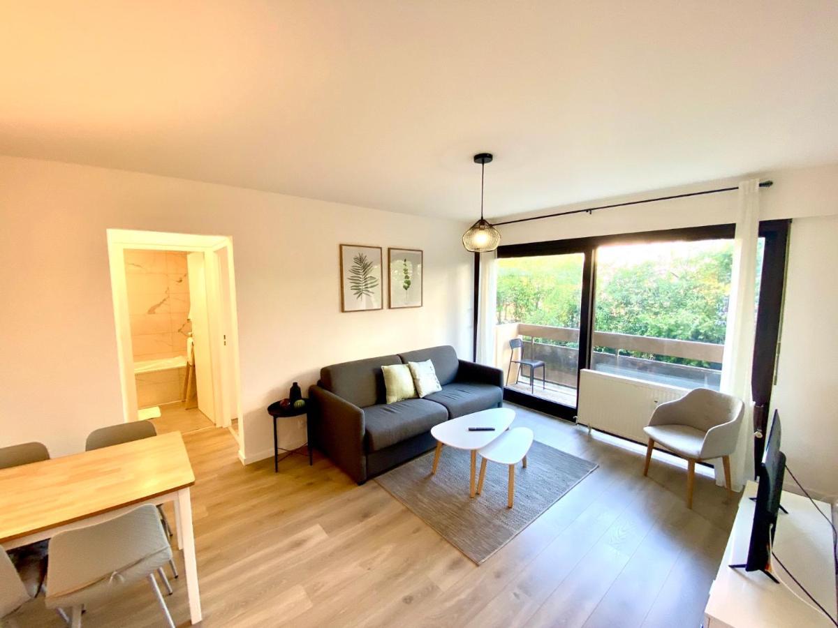 Sobnb- Rue Jura Appartement Au Calme, Neuf Proche Douane アンビイ エクステリア 写真